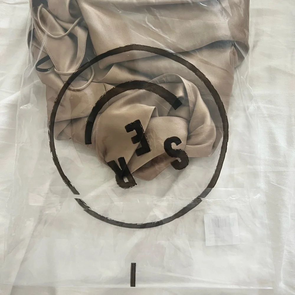 SER.O.YA Emma Dress - Picture 4 of 5